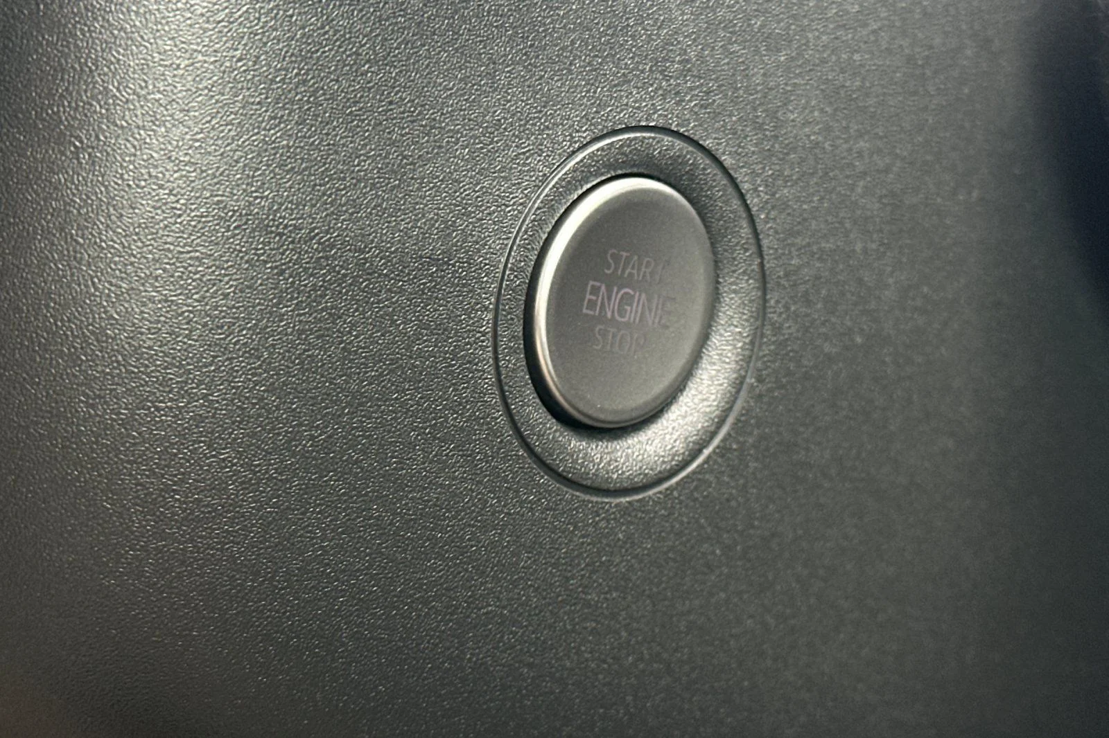 2025 Volkswagen ID.4 PRO S PLUS - Photo 21