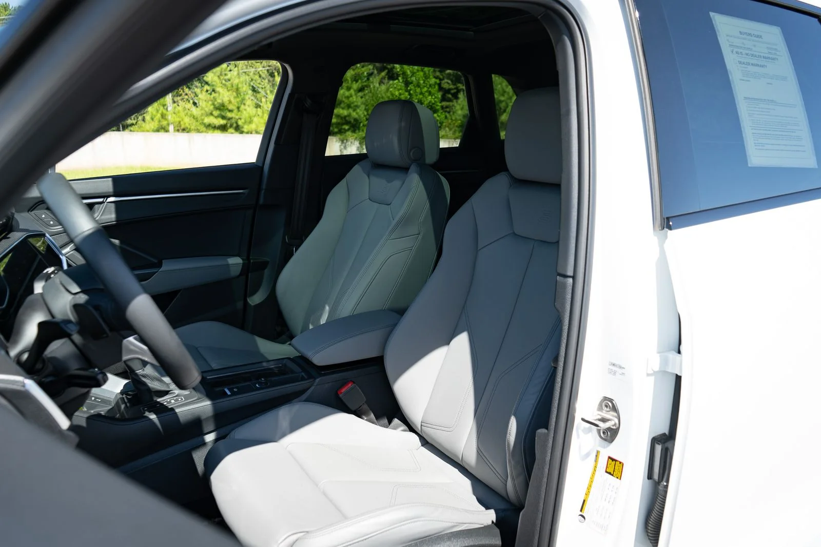 Used 2025 Arkona White Audi Premium image 15