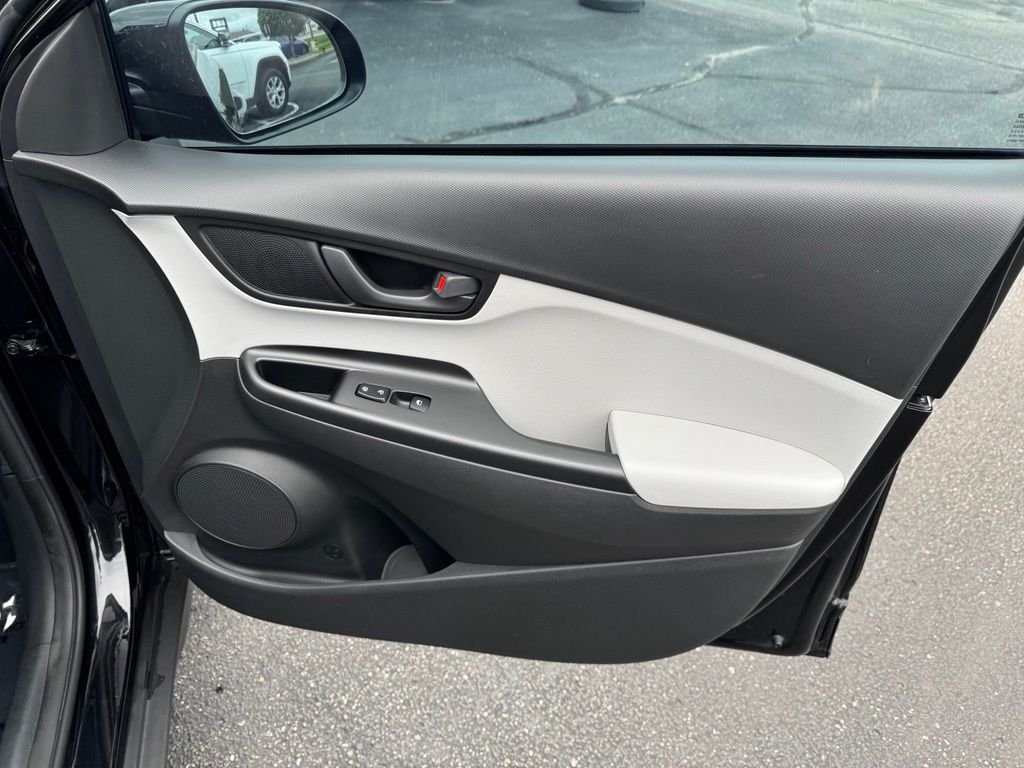 Certified Used 2022 Ultra Black Hyundai SEL image 28