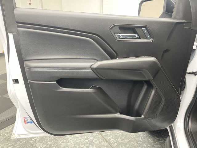 Used 2024 Summit White GMC 4WD Elevation image 7
