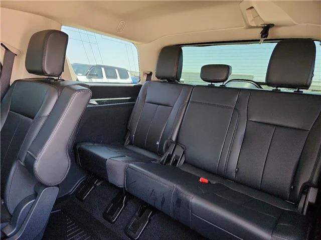 Used 2024 Star White Metallic Tri-Coat - AZ Ford XLT 4x2 image 9