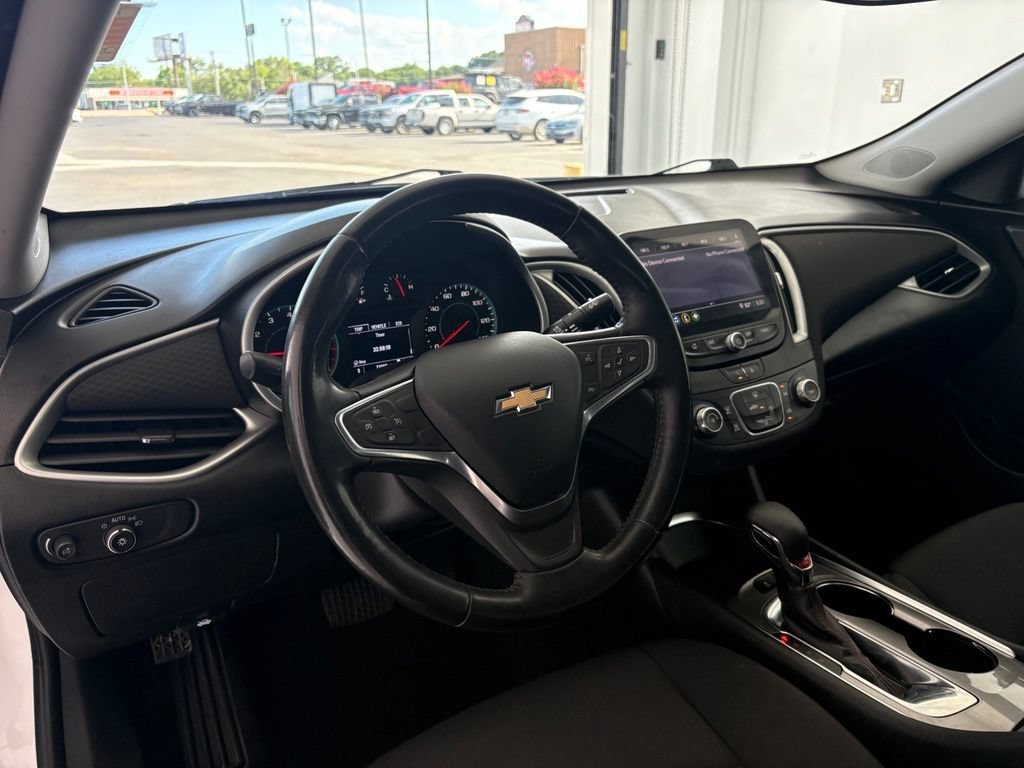 Used 2021 SUMMIT WHITE Chevrolet RS image 2