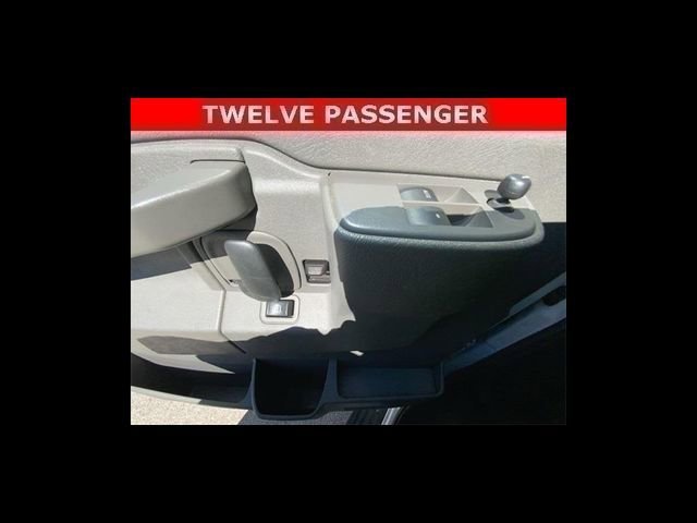 2022 Chevrolet Express Passenger LS - Photo 13