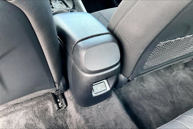 Used 2024 Black Hyundai SEL image 25