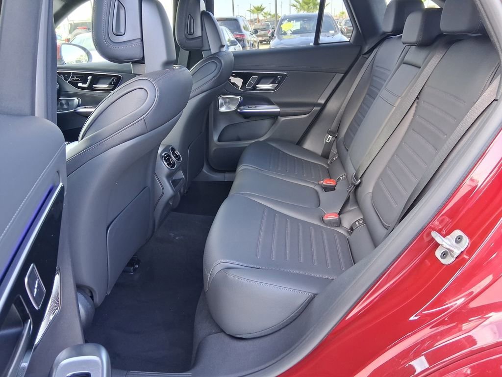 New 2026 MANUFAKTUR Patagonia Red Metallic Mercedes-Benz GLC 300 image 49