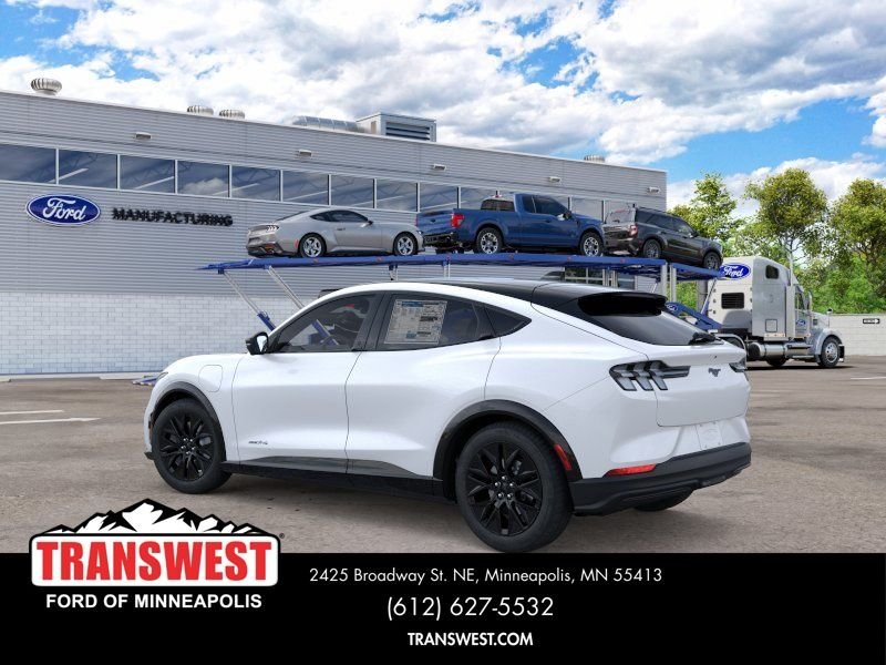 New 2026 Star White Metallic Tri-coat Ford Premium image 4
