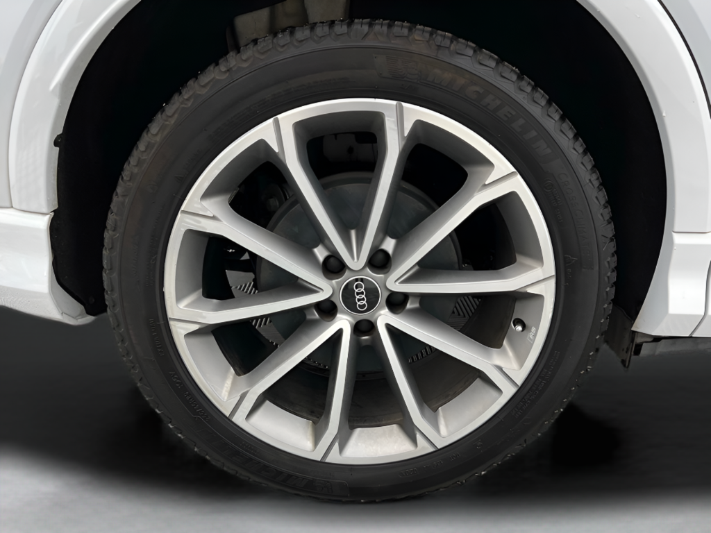 Used 2022 Glacier White Audi Premium Plus image 38