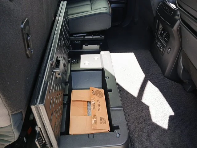 Used 2021  Nissan PRO-4X image 31
