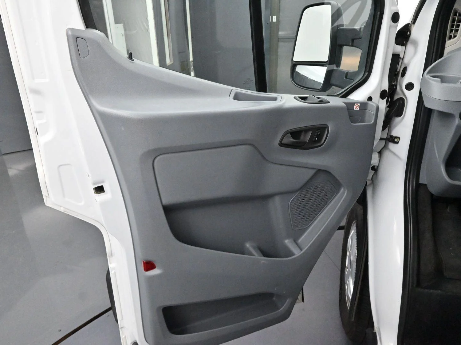Used 2019  Ford 250 image 14