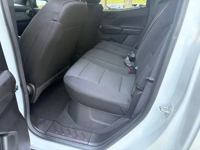 Used 2025 Summit White Chevrolet WT/LT image 20