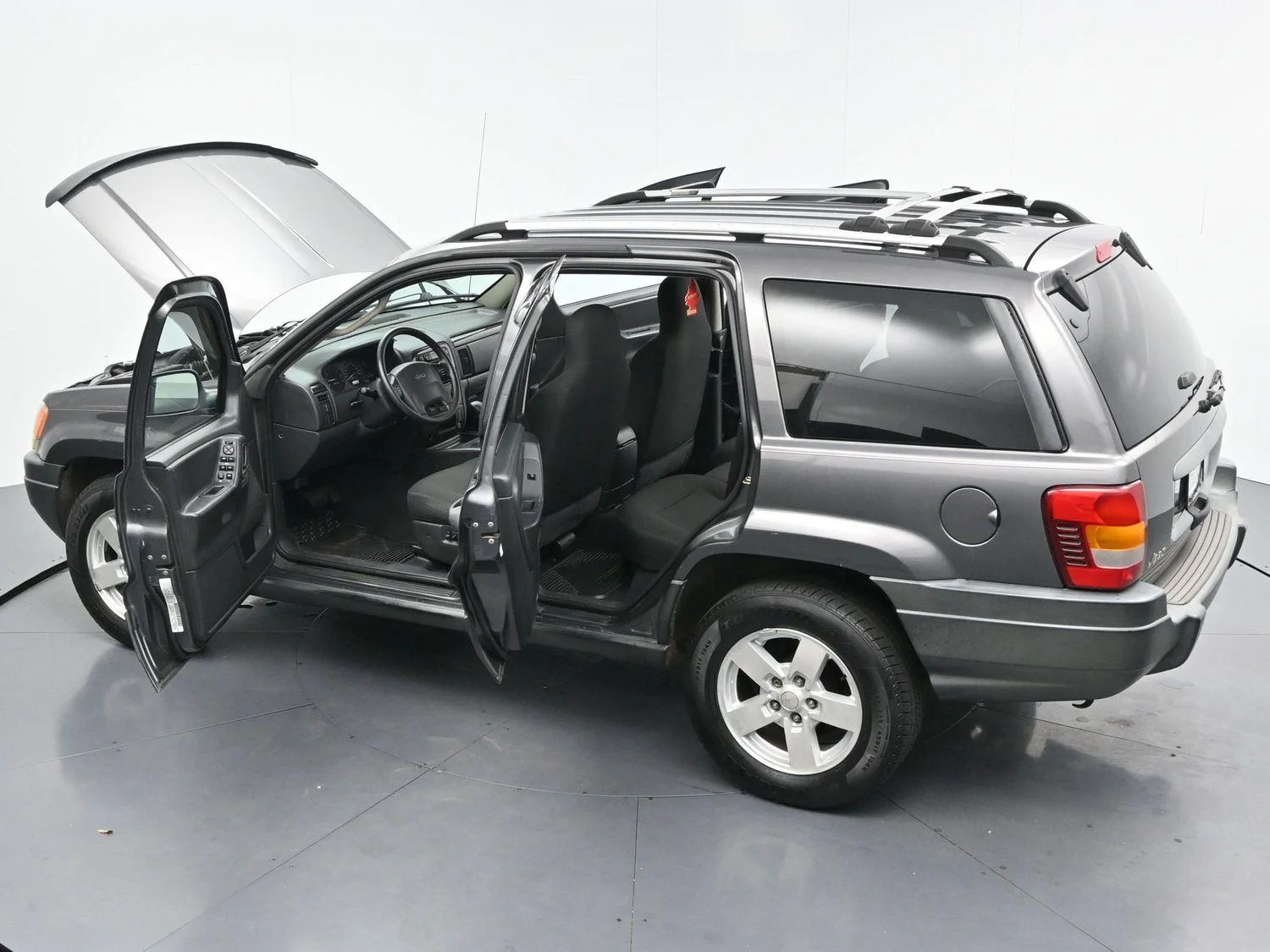 Used 2004  Jeep Columbia Edition 2WD image 33