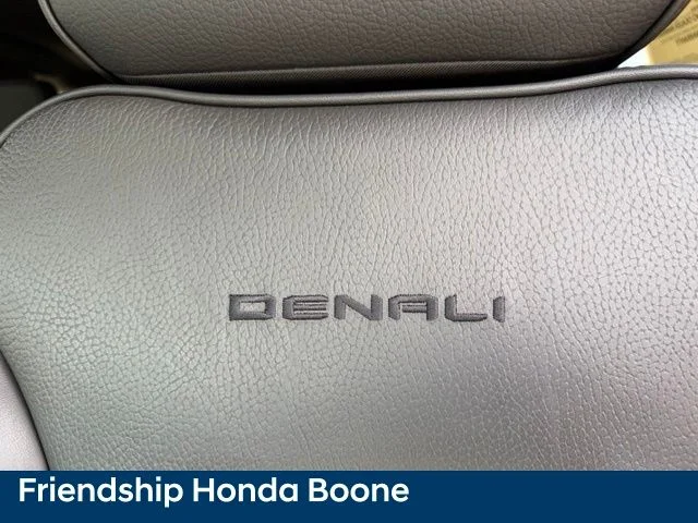 Used 2025 Silver GMC Denali image 20