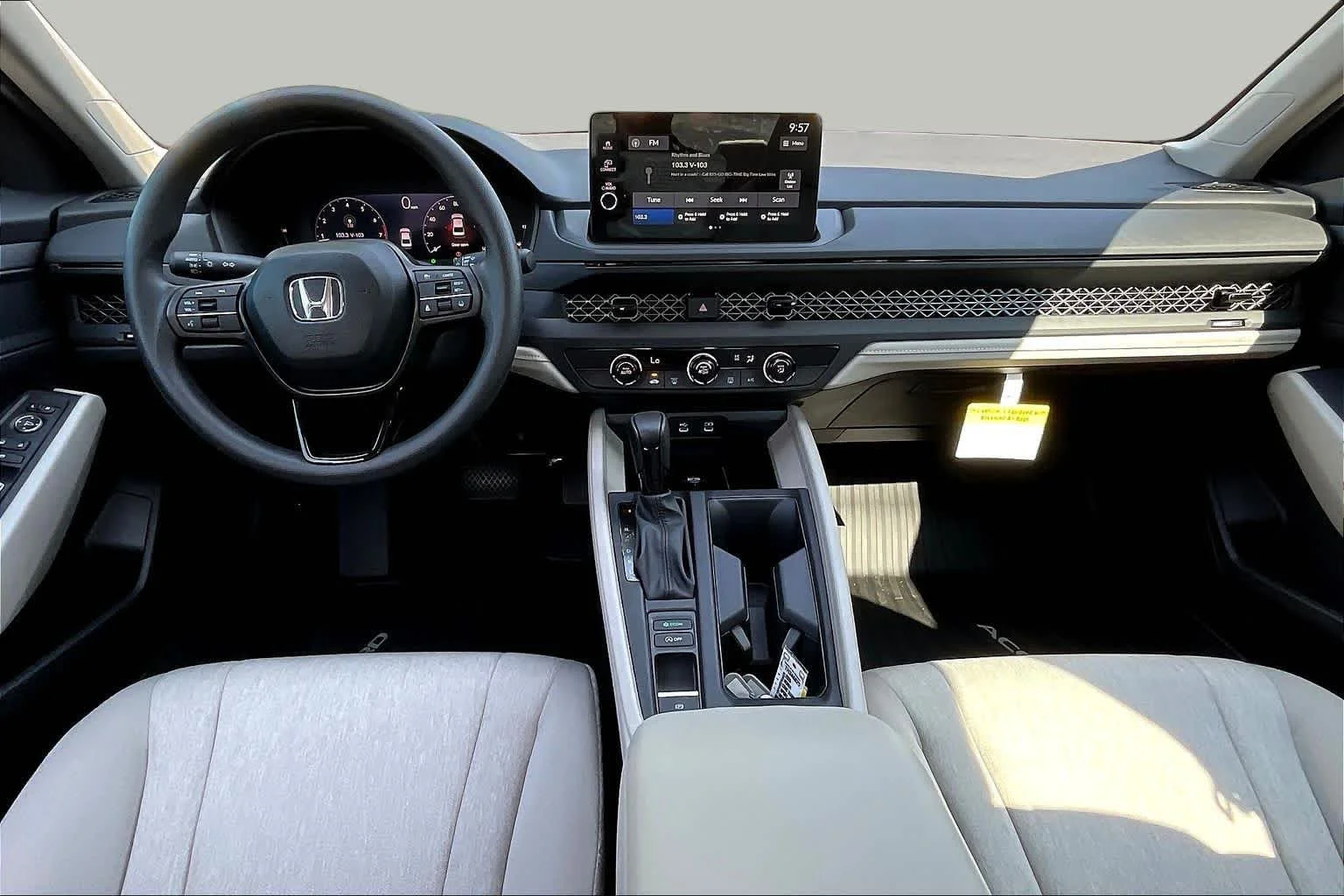 New 2026 Platinum White Pearl Honda LX image 5