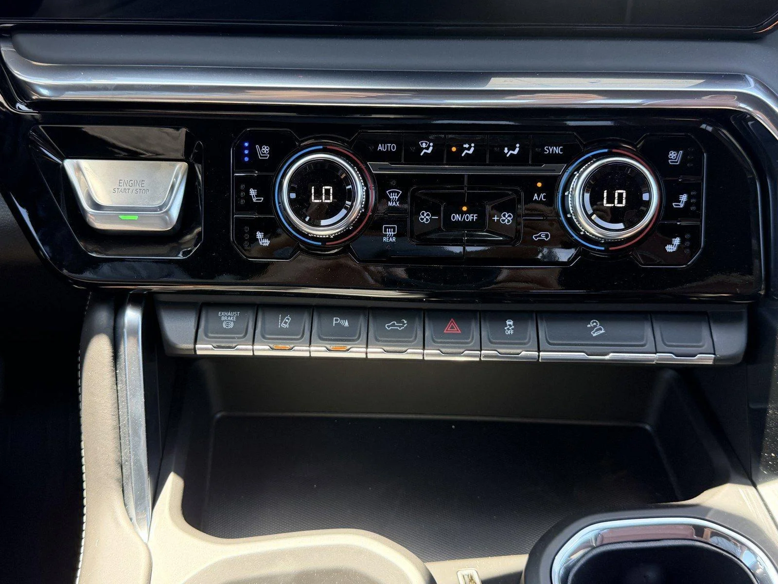 New 2026 Summit White GMC Denali Ultimate image 20