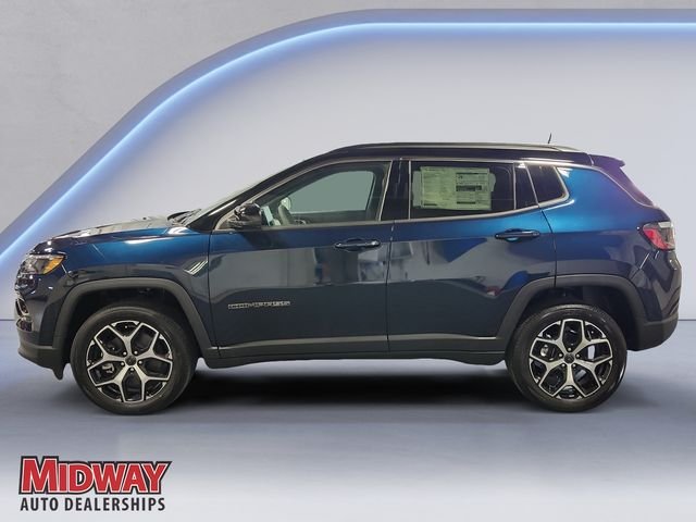 New 2026 Fathom Blue Pearl-Coat Exterior Paint Jeep Limited image 2