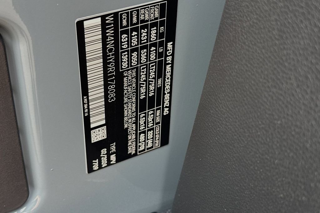 Used 2024 Blue Mercedes-Benz Cargo 170 WB image 26