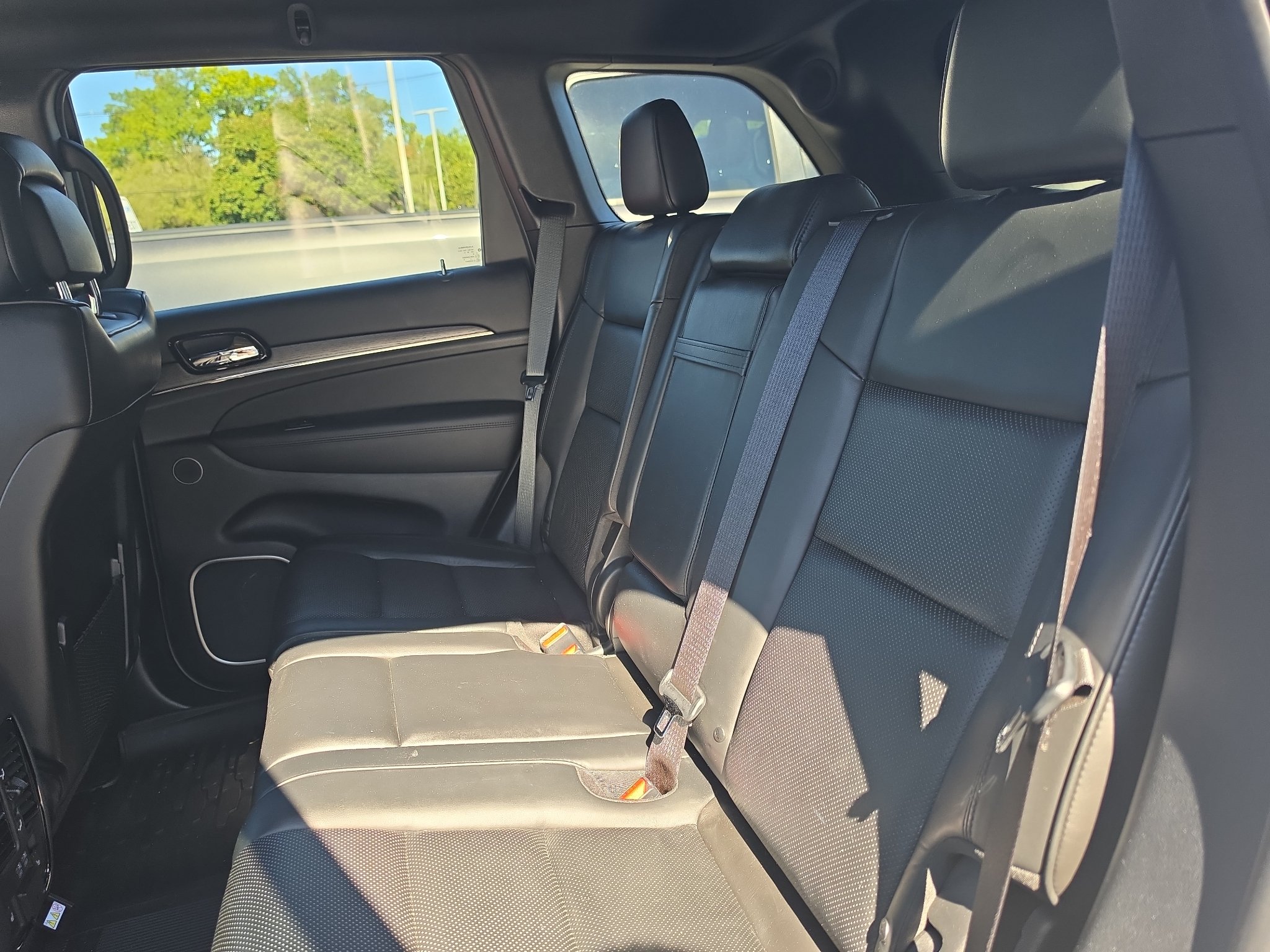 Used 2020 Billet Silver Metallic Clearcoat Jeep High Altitude image 7
