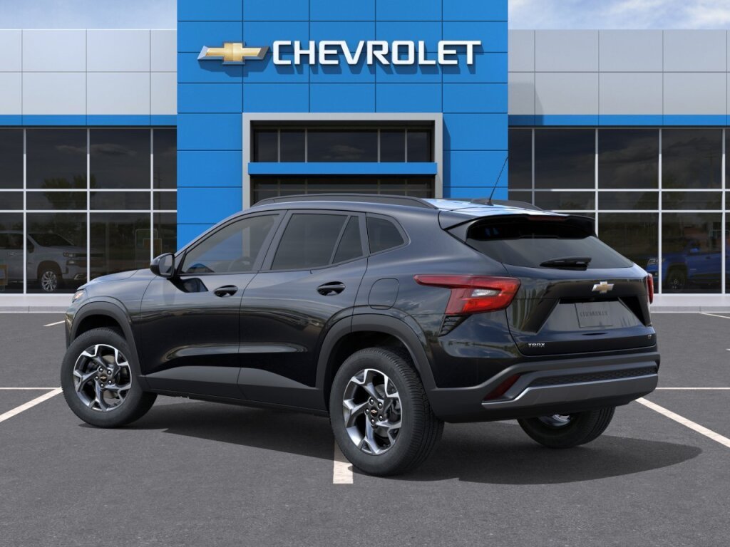 2026 Chevrolet Trax LT - Photo 4