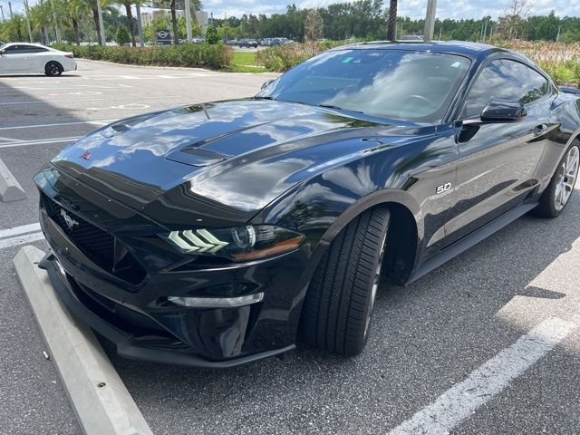 2022 Ford Mustang GT Coupe Premium's photo