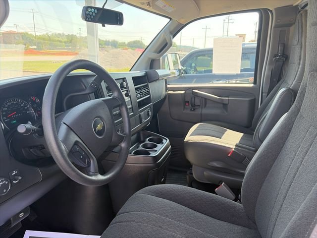 Used 2024 White Chevrolet Work Van image 25
