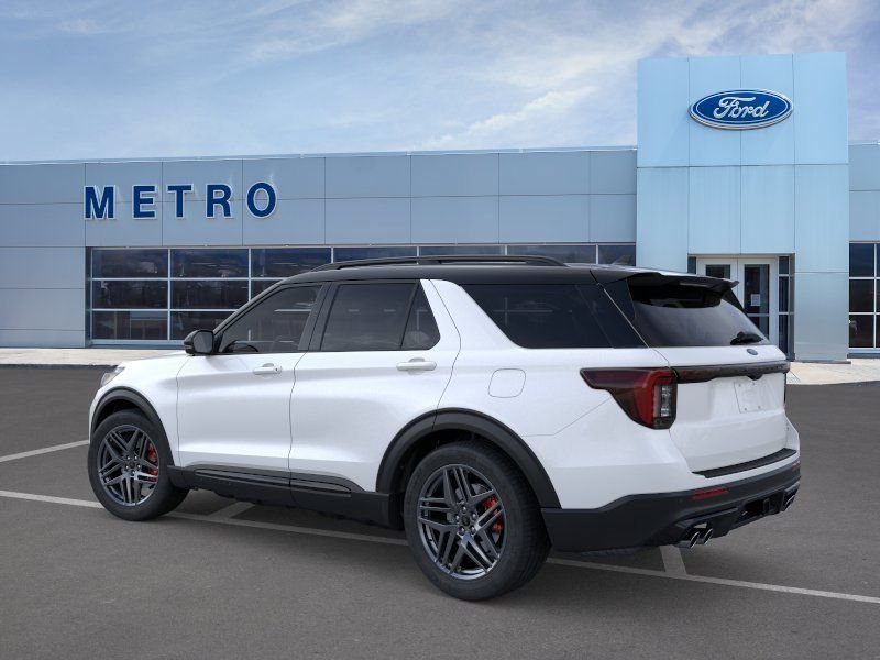 2026 Ford Explorer ST - Photo 5