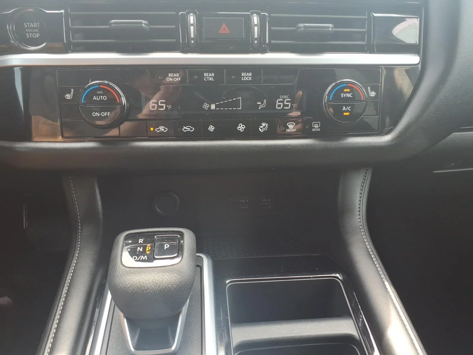 Used 2025 Glacier White Nissan SV image 22