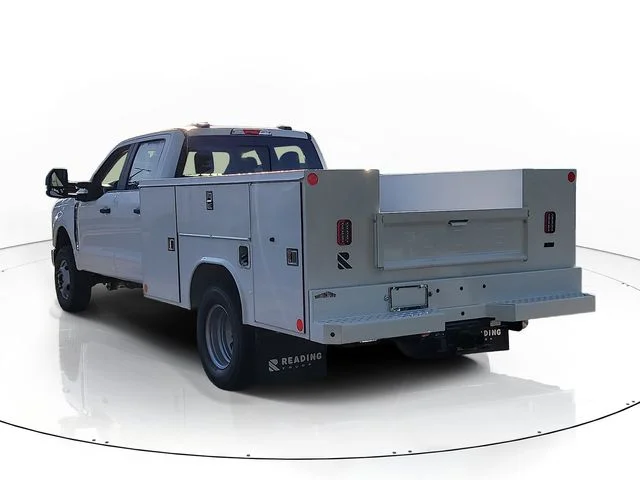 New 2026 Oxford White Ford XL image 5