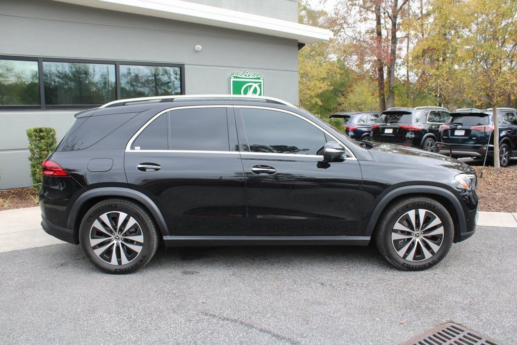 Used 2025 Black Mercedes-Benz GLE 450 image 4