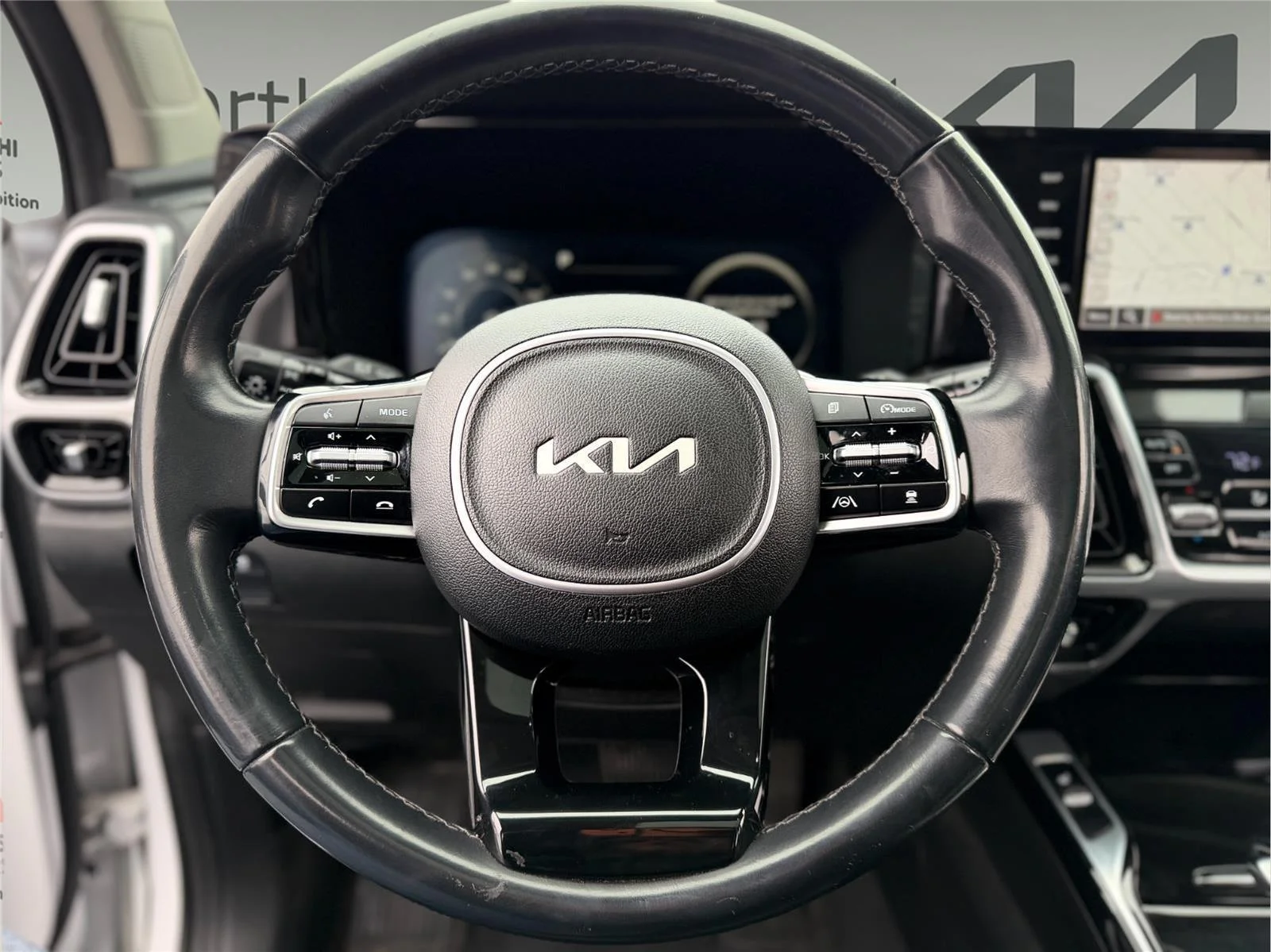 Used 2023 Glacial White Pearl Kia SX image 20
