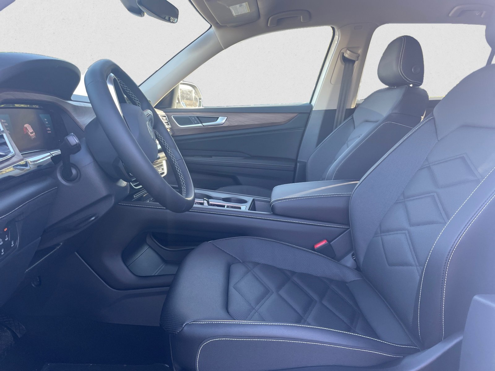 New 2026 White Volkswagen 2.0T SE image 9