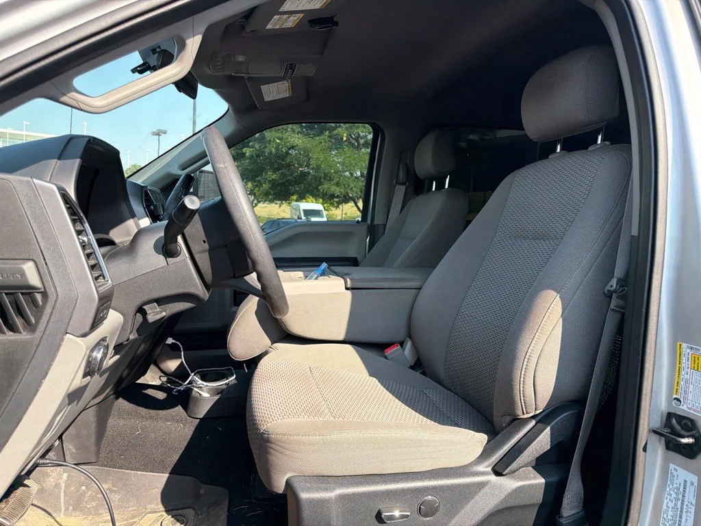 Used 2019 Silver Ford XLT image 6
