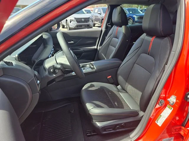 New 2026 Energetic Ember / Super Black Two-tone Nissan SR image 5