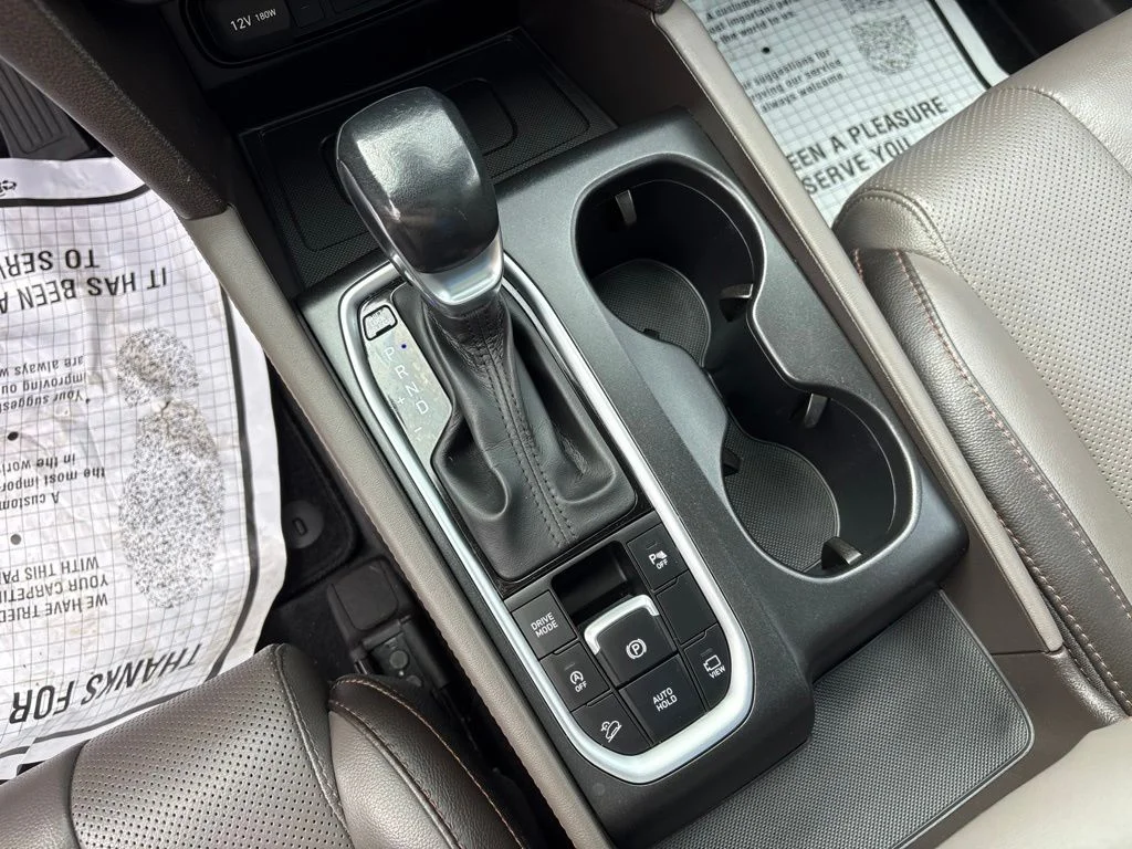 Used 2020 Quartz White Hyundai Limited image 21