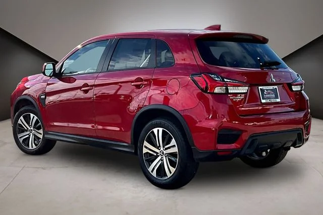 New 2026 Red Mitsubishi 2.0 ES image 3