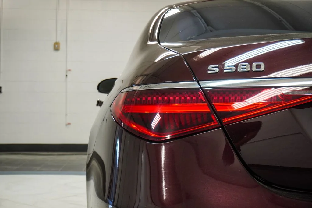 Used 2022 Red Mercedes-Benz S 580 image 42