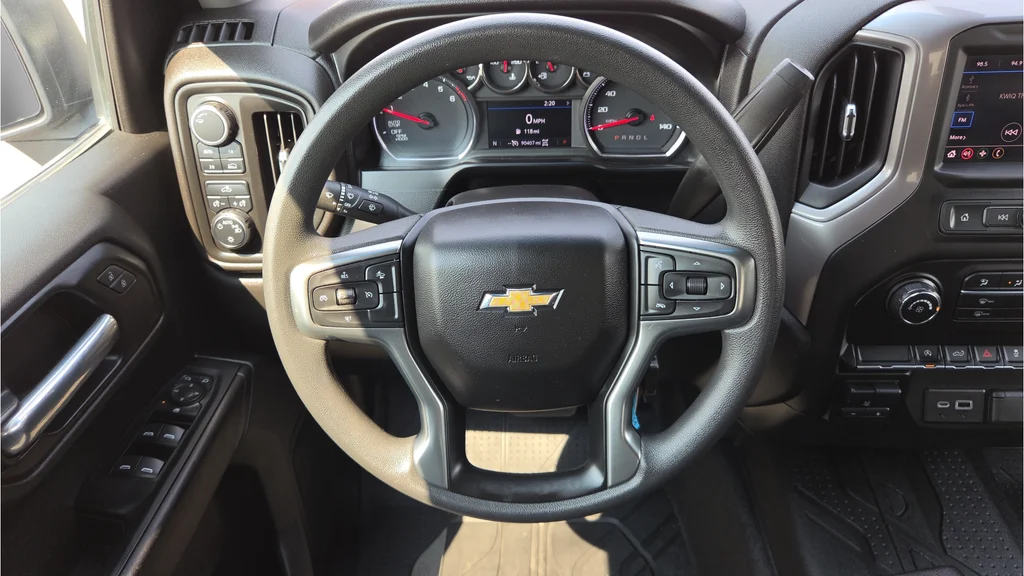 Used 2021 Gray Chevrolet Custom image 26