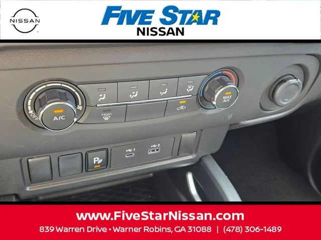 Used 2025 White Nissan SV image 19