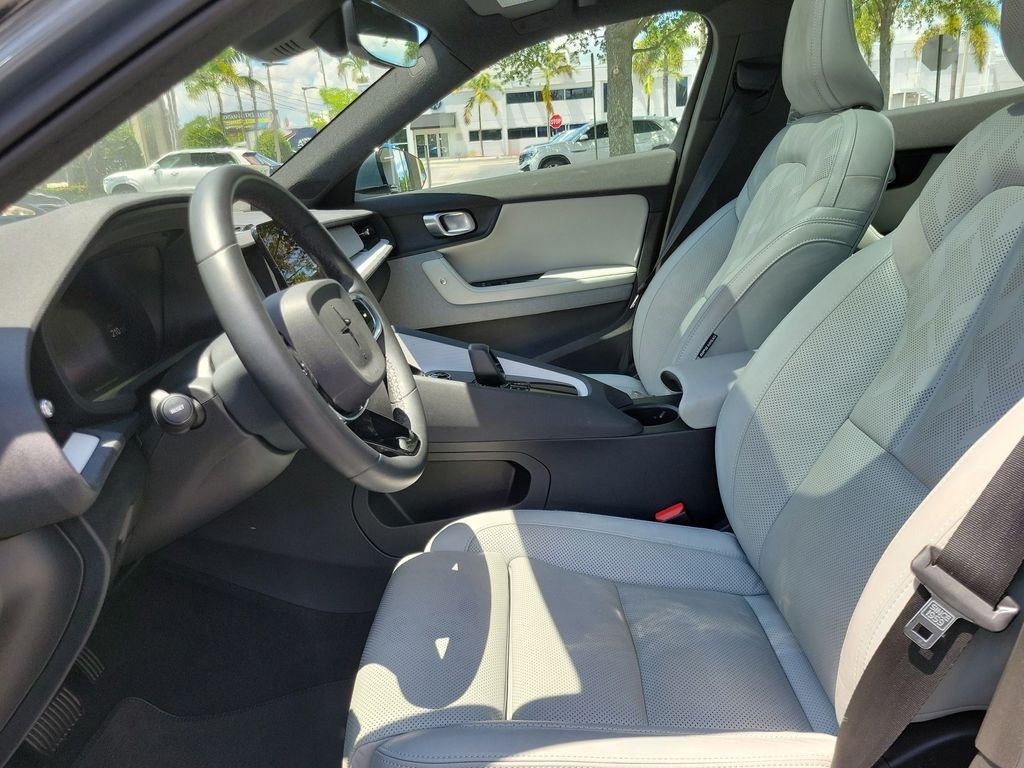 Used 2023  Polestar Long Range Dual Motor image 12