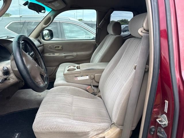 Used 2002 Red Toyota SR5 image 8