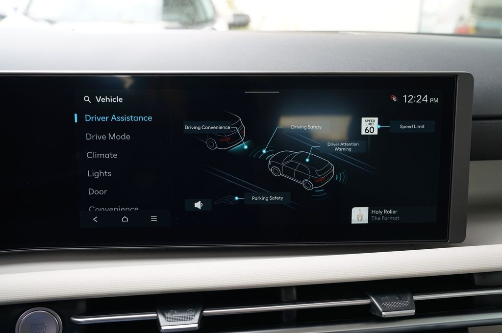 New 2026 Atlantis Blue Hyundai SE image 32