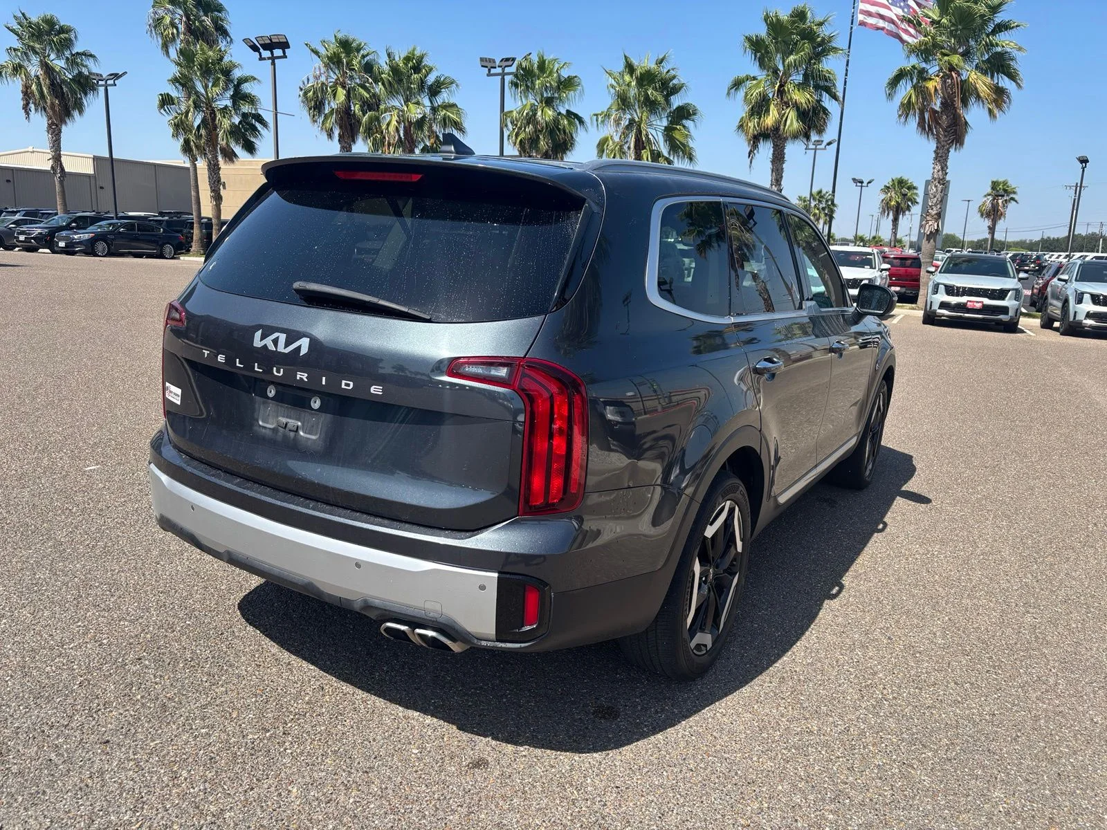 Used 2024 Gray Kia S image 6