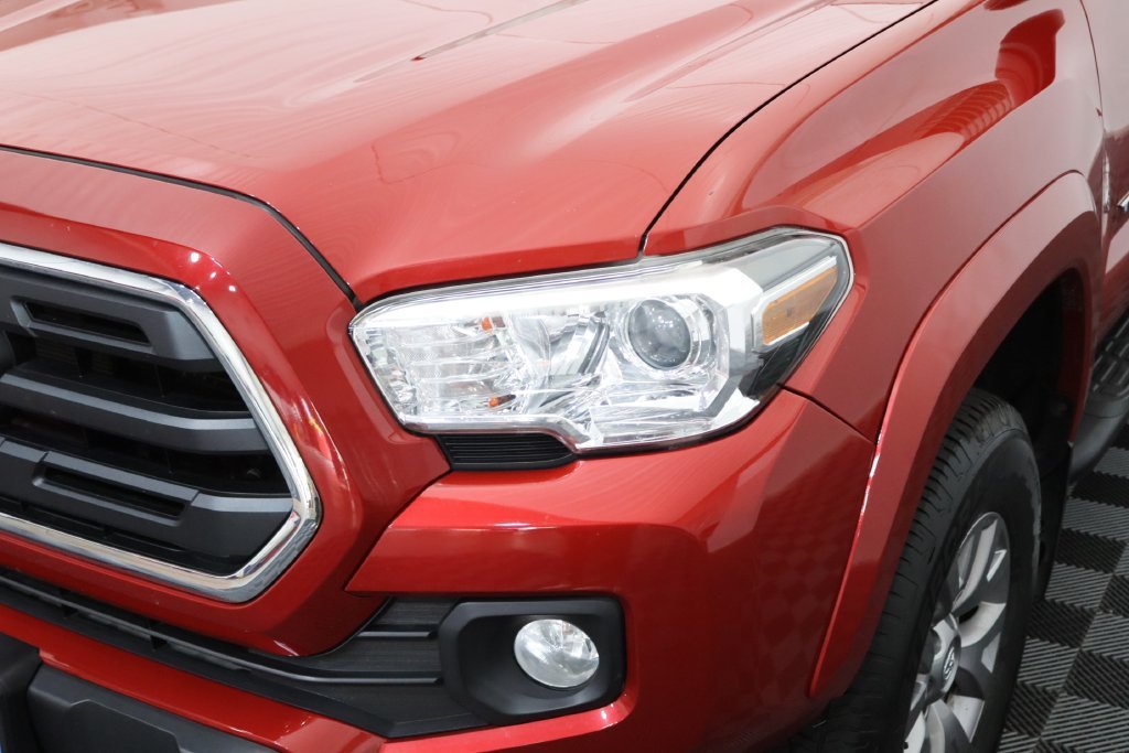 2019 Toyota Tacoma SR5 - Photo 11