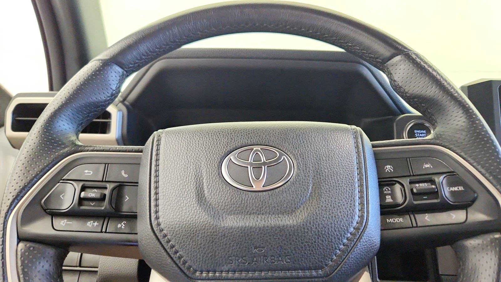 Used 2025 Ice Cap Toyota SR5 image 18