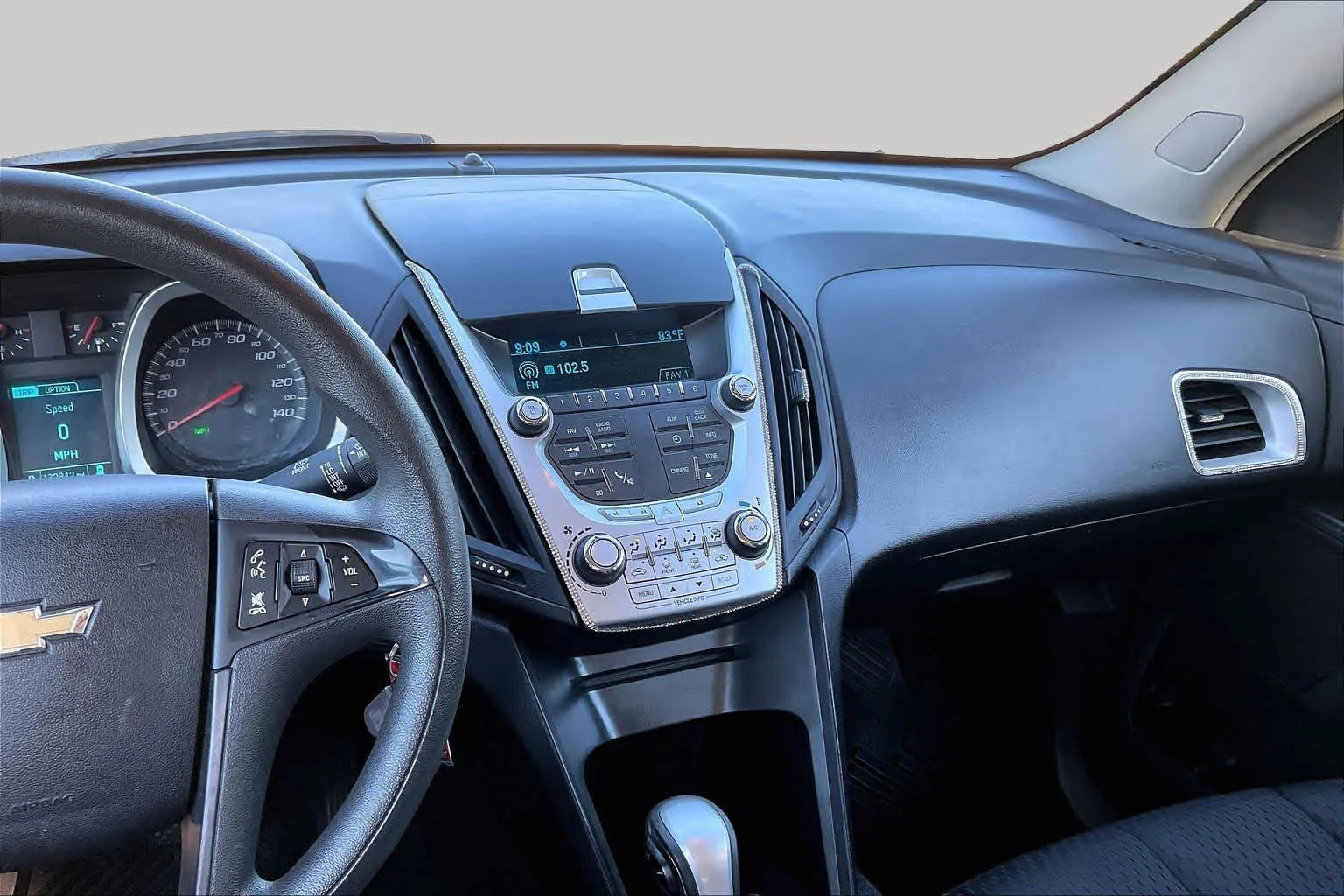 Used 2014 Summit White Chevrolet LS image 7
