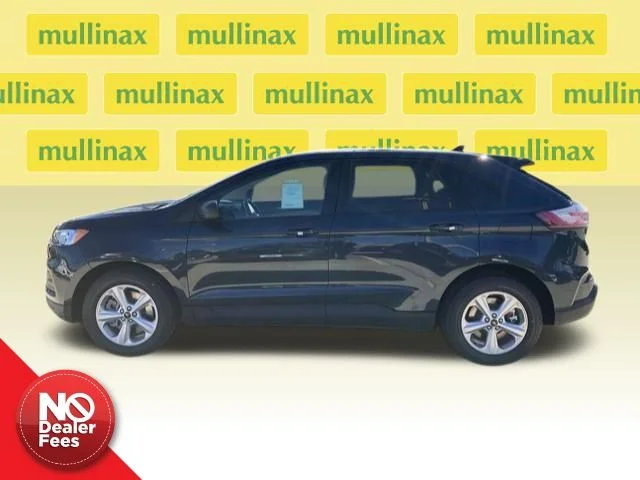 New 2024 Blue Ford SE image 2