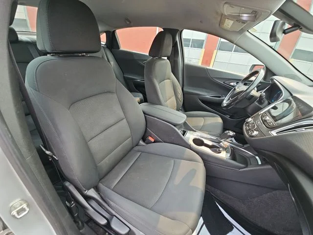 Used 2017 Silver Chevrolet LT image 30