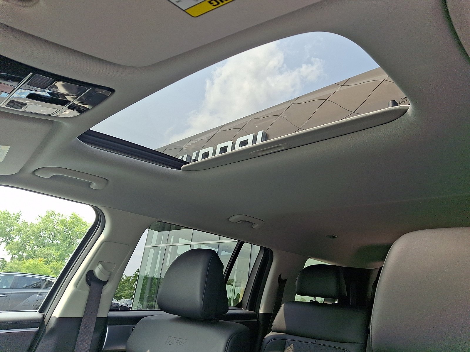 2025 Hyundai Santa Fe XRT - Photo 14