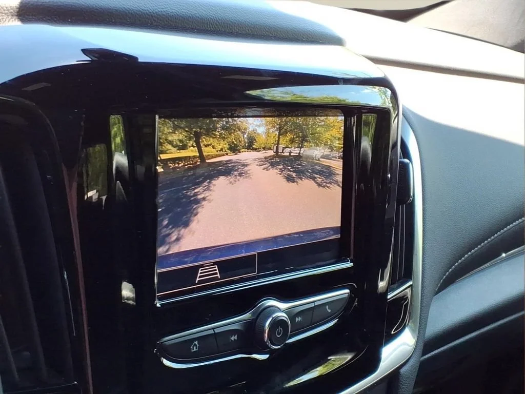 Used 2022 Northsky Blue Metallic Chevrolet LT Cloth image 5