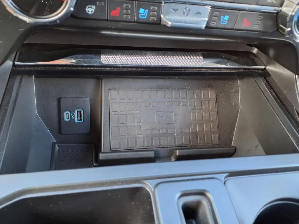 2022 Ford F-150 Lariat - Photo 17