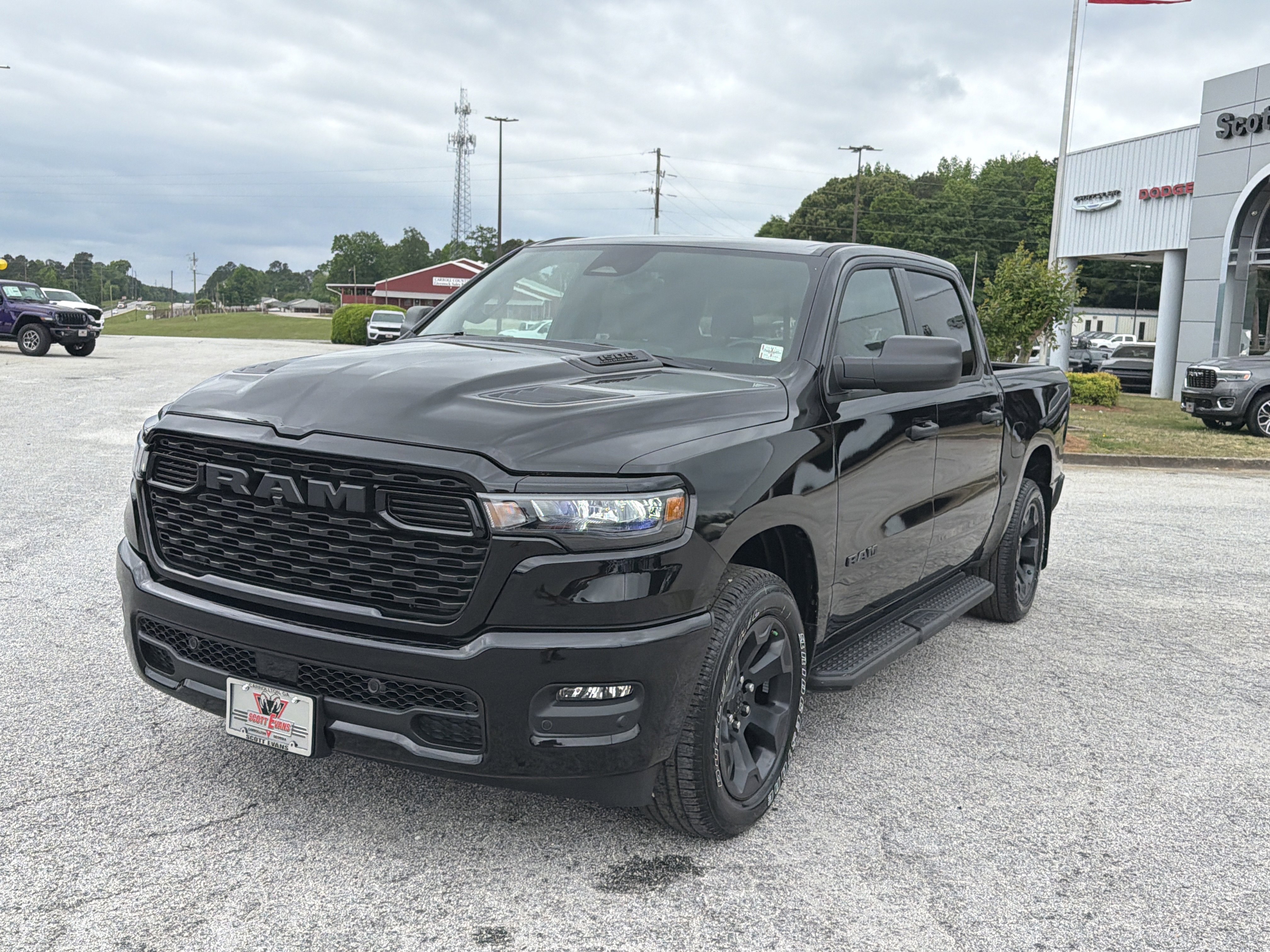 New 2026 Diamond Black Crystal Pearl-Coat Exterior Paint RAM Express image 4